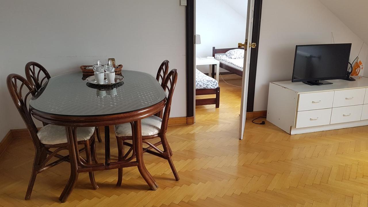 Green Wood Apartament Stara Ochota Warsaw Exterior photo